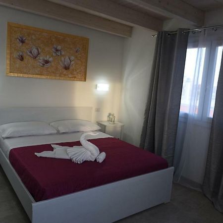 B&B Lady Jolanda Порто-Чезарео Экстерьер фото