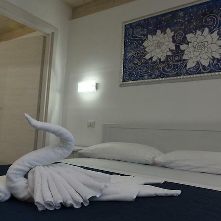 B&B Lady Jolanda Порто-Чезарео Экстерьер фото